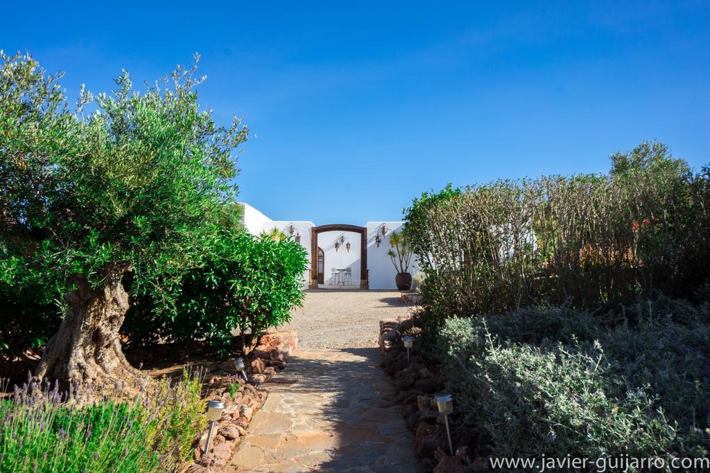 Hotel Villa Maltes Nijar Bagian luar foto